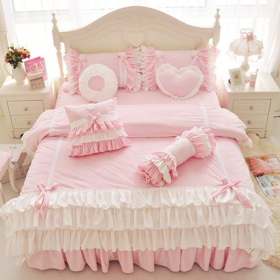como decorar una cama de niña